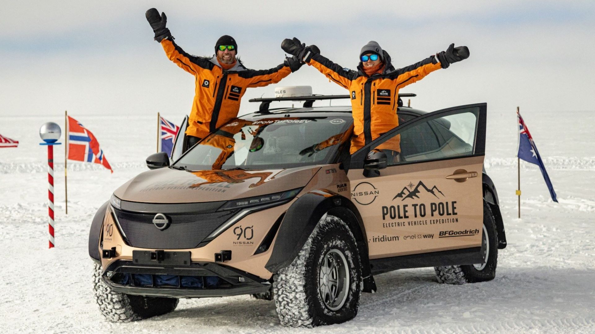 L’expédition de véhicules électriques Pole to Pole atteint le pôle Sud
