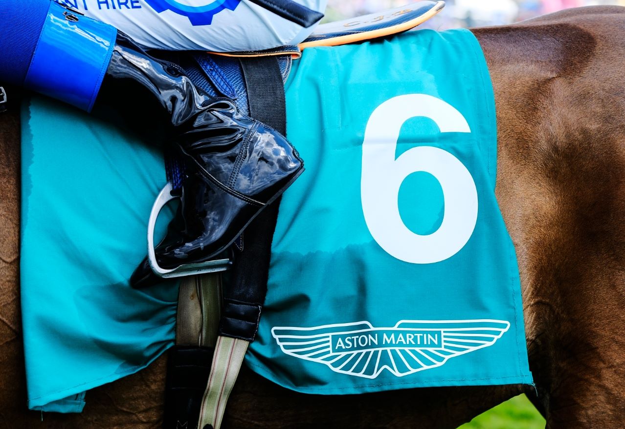 Aston Martin annoncé comme partenaire haute performance du Jockey Club