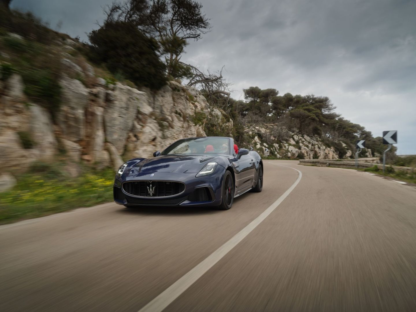 Maserati présente "La nouvelle Maserati GranCabrio. Notre ode à la joie"