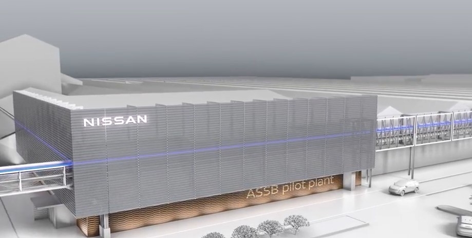 Nissan présente une gamme pilote de batteries à semi-conducteurs en construction au Japon