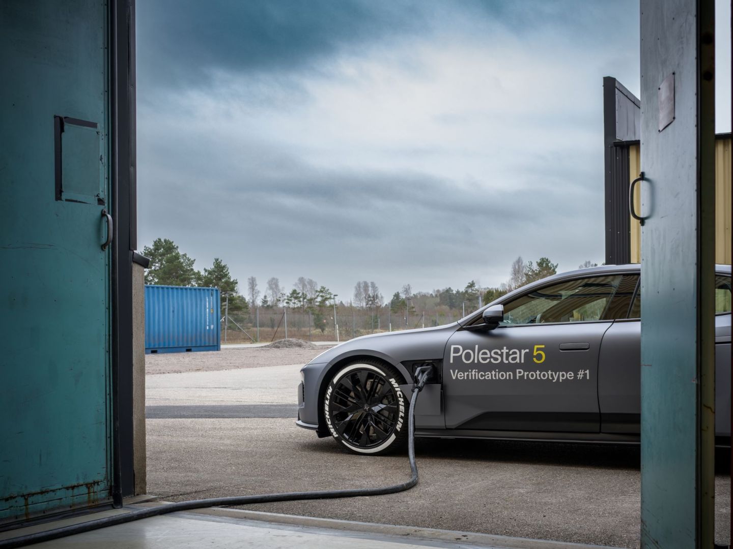Polestar et StoreDot chargent avec succès le prototype Polestar 5 de 10 à 80 % en 10 minutes