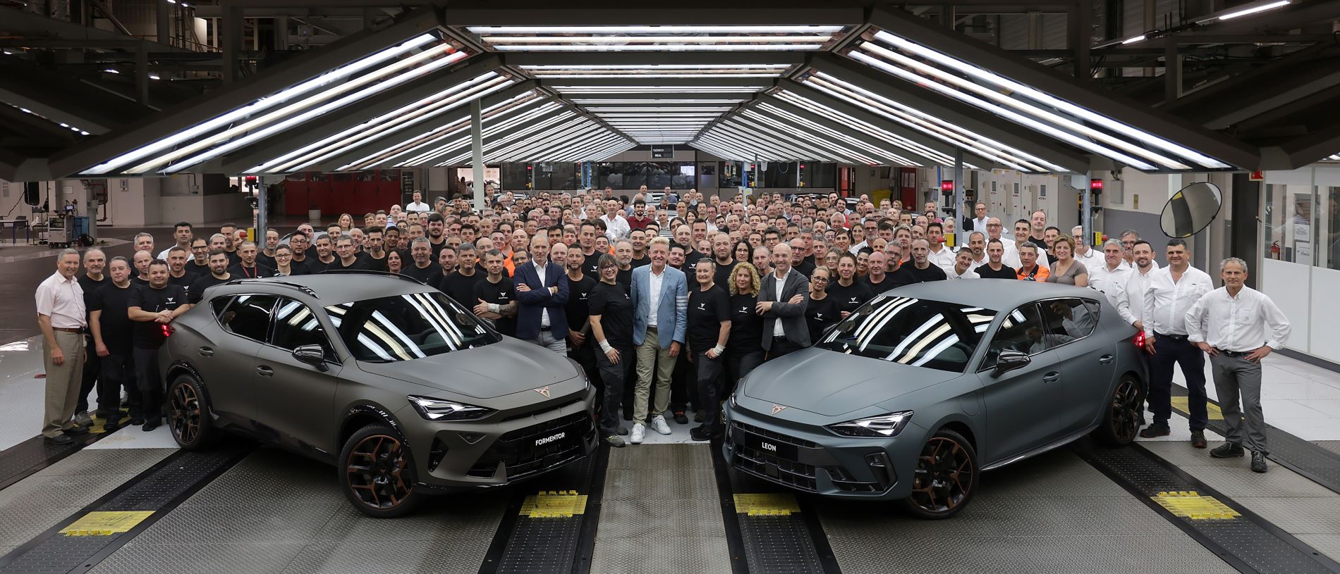 Début de la production des nouvelles CUPRA Formentor et CUPRA León à Martorell