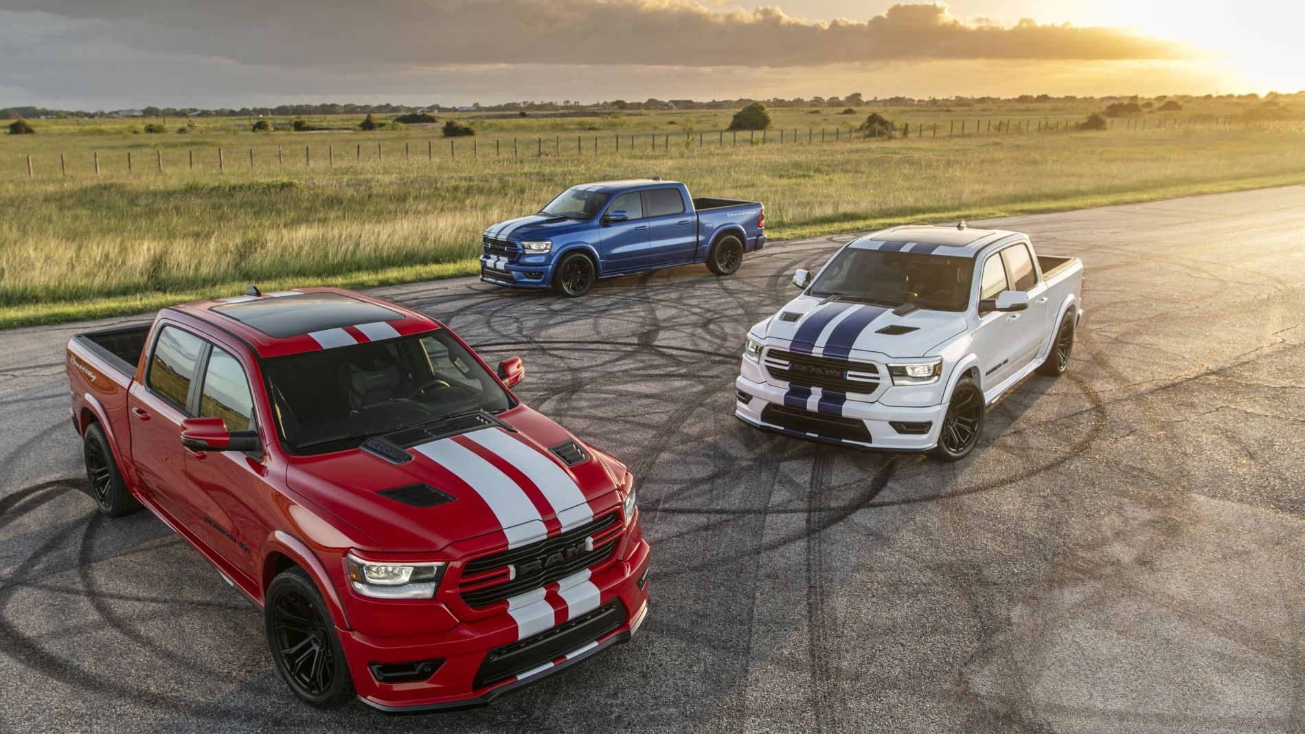 Le camion sport Hennessey MAMMOTH 400 Ram célèbre son dernier HEMI V8