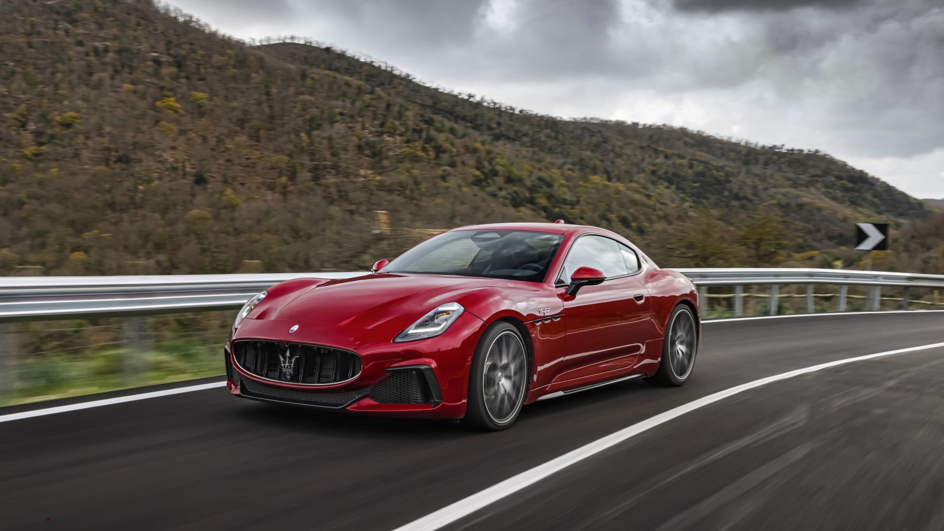 Maserati GranTurismo remporte le prix du Coupé de l'année aux Auto Express New Car Awards 2024
