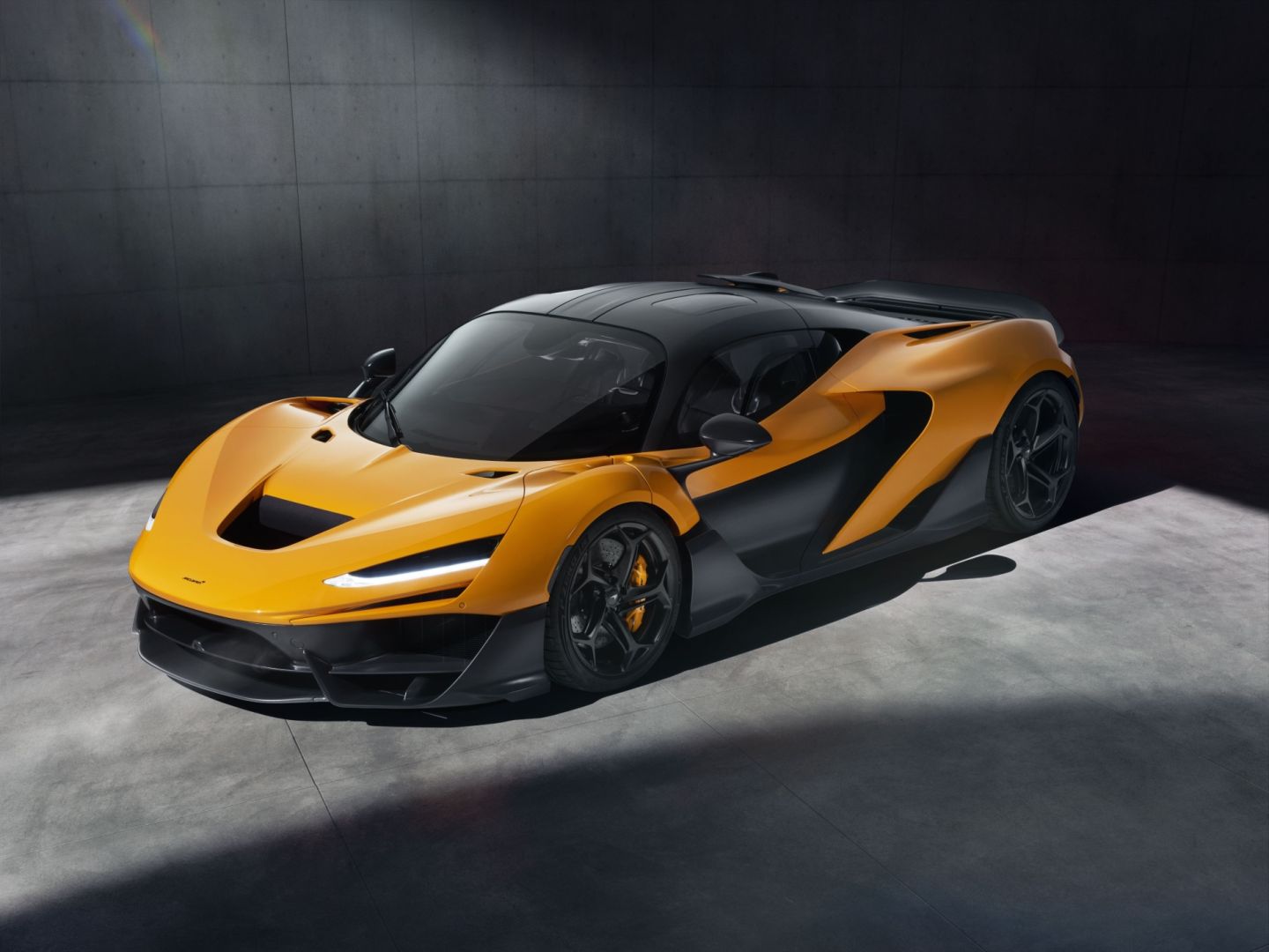 McLaren Automotive et Divergent collaborent sur le matériel de suspension avancé de la nouvelle McLaren W1