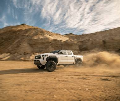 Tacoma 2025 arrive avec une nouvelle version TRD PRO HEV pour les amateurs de tout-terrain