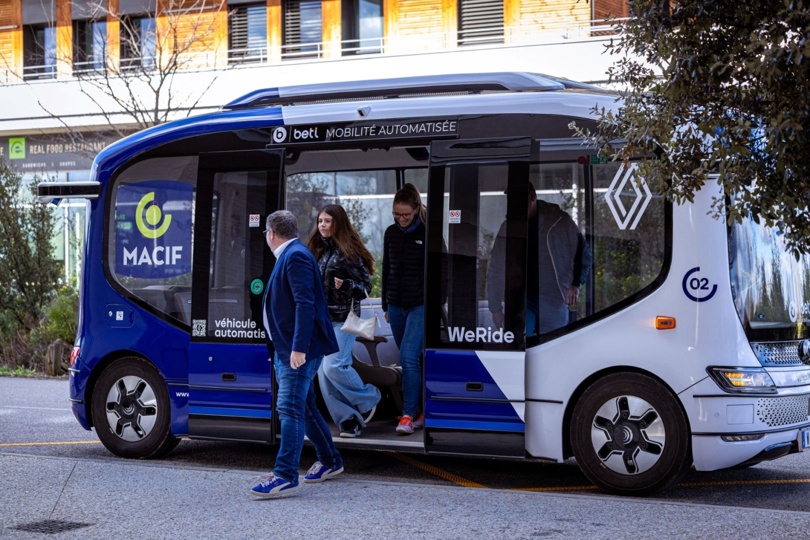 Véhicules autonomes pour les transports publics: intérêt des autorités et approche du groupe Renault