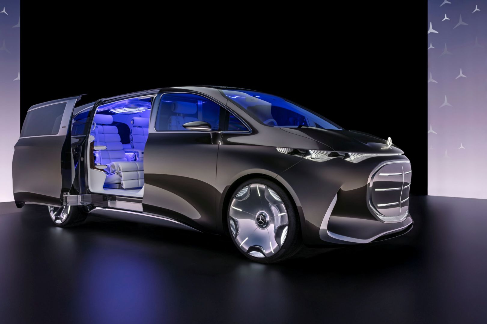 L'aube d'une nouvelle ère: Vision V offre une vision d'un nouveau segment de limousines de luxe