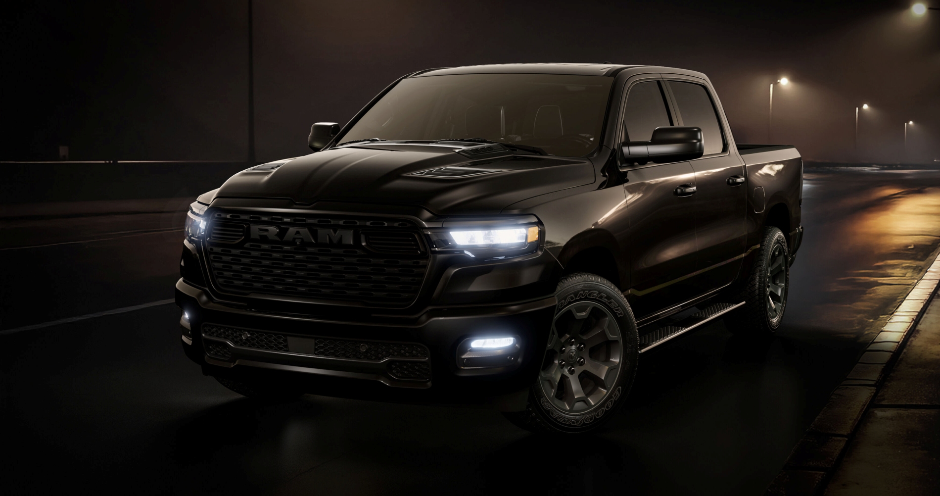 Le 1500 Express Ram est de retour en noir avec quatre autres couleurs
