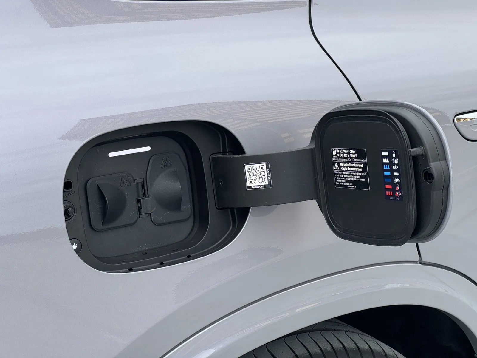 Prise de recharge électrique Mercedes-Benz GLC 400 4Matic