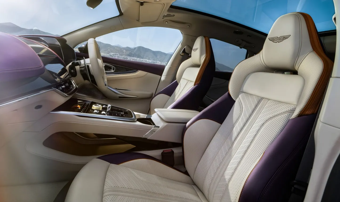Aston Martin DBX GT 2027 Intérieur