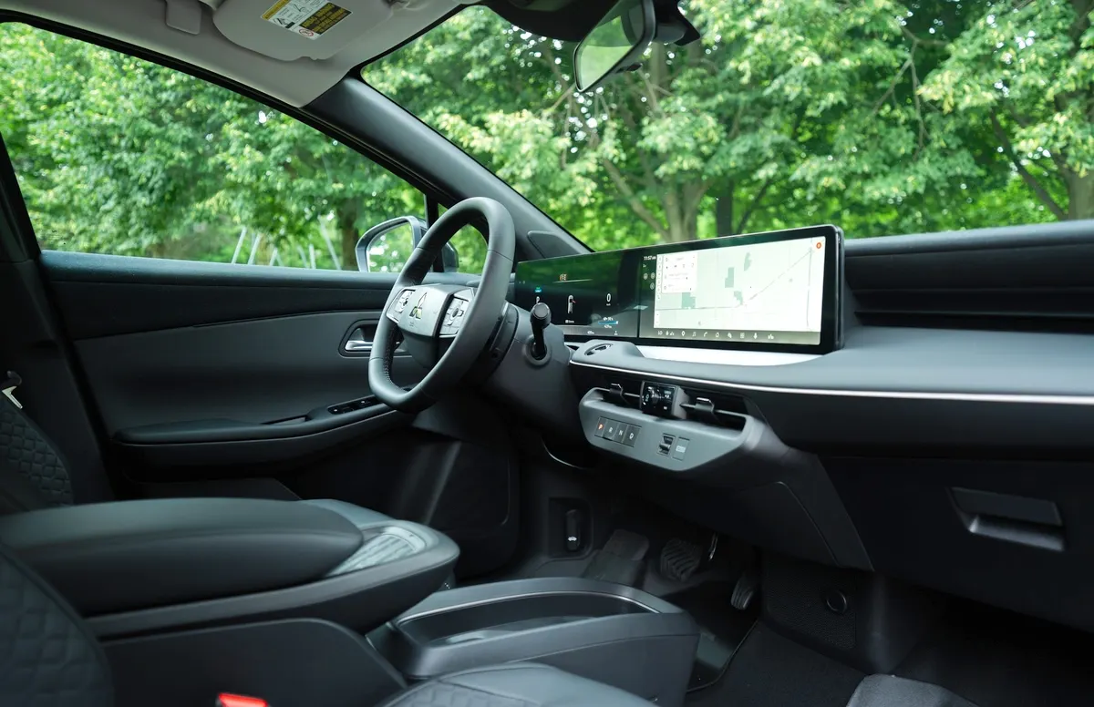 Intérieur de la Mitsubishi Eclipse Sportback EV 2027